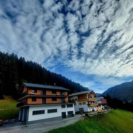 Haus Margrith Alpenblick Appartements Damuels Kültér fotó