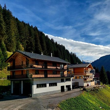 Haus Margrith Alpenblick Appartements Damuels Kültér fotó